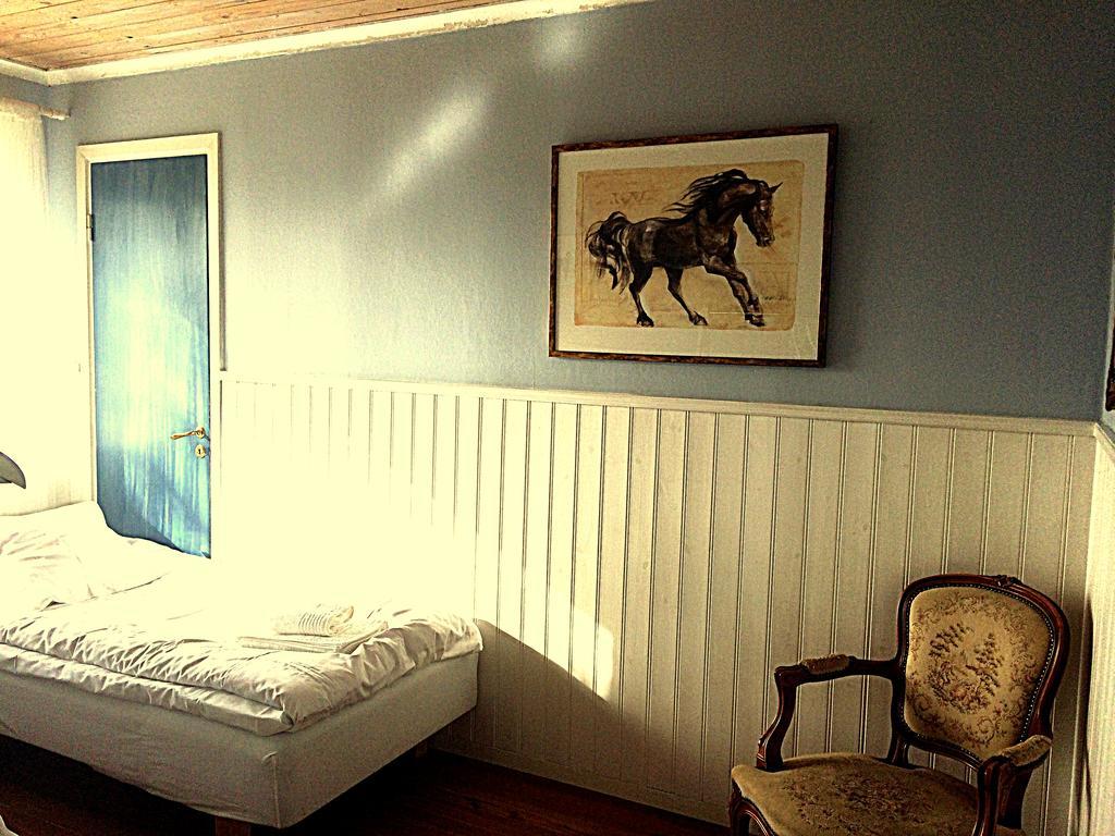 Karaby Gard, Country Living Pansiyon Kristinehamn Dış mekan fotoğraf